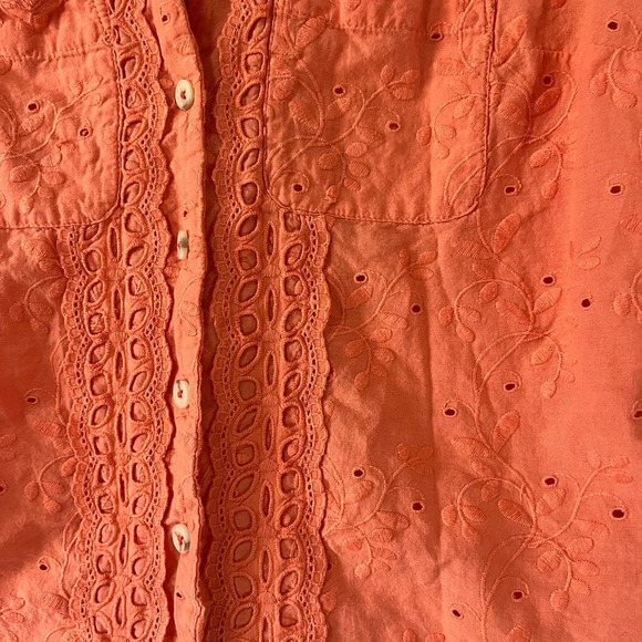 Anthropologie Maeve Guayabera Embroidered Eyelet Coral Short Sleeve Size 0 - Picture 3 of 5